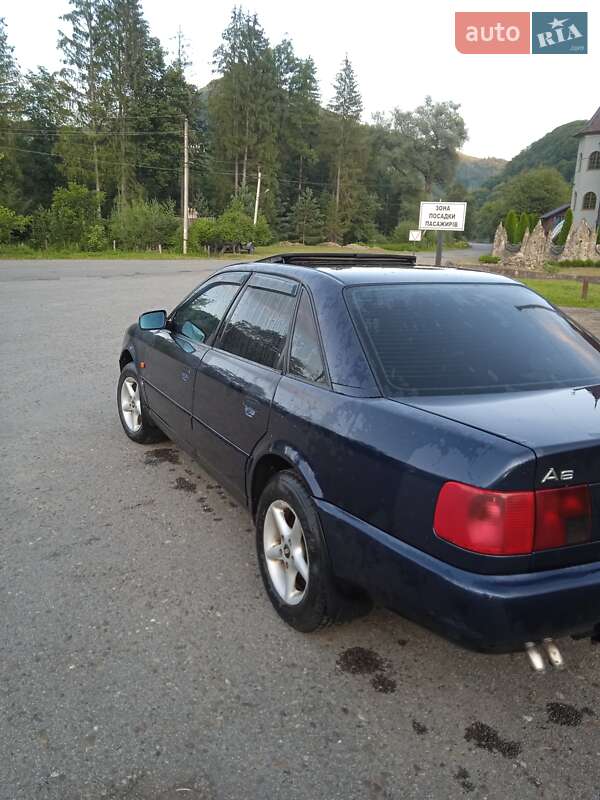 Седан Audi A6 1995 в Вижнице