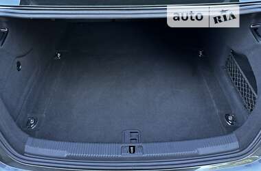 Седан Audi A6 2016 в 