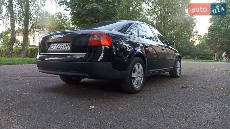 Седан Audi A6 2001 в Городке