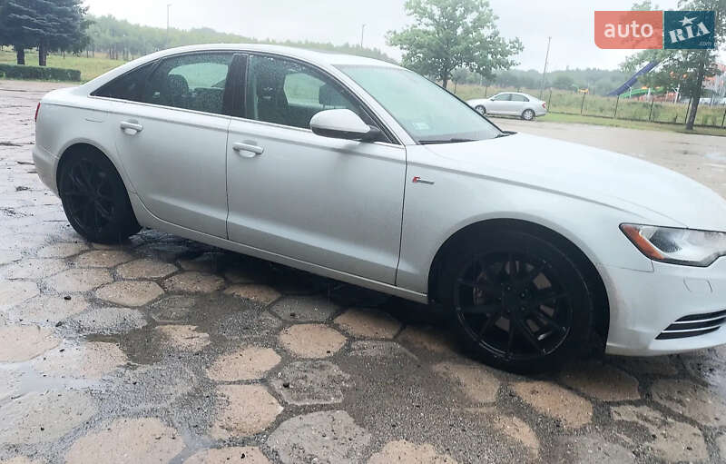 Седан Audi A6 2012 в Киеве