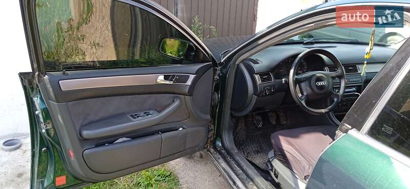 Седан Audi A6 2000 в Виннице