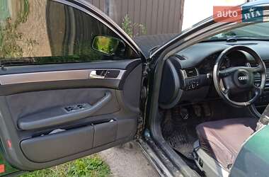 Седан Audi A6 2000 в 