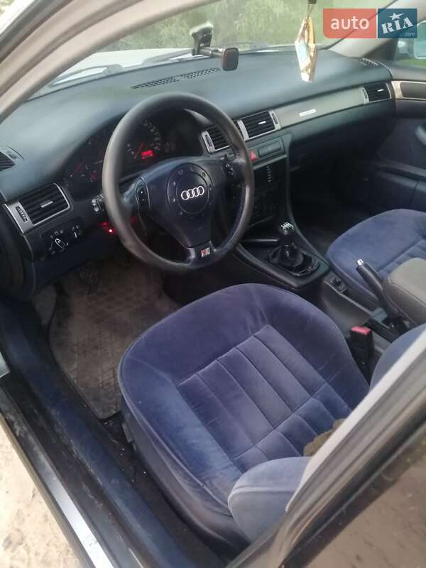 Універсал Audi A6 1998 в Новояворівську