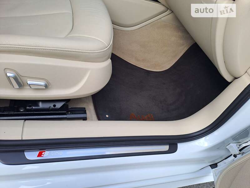 Седан Audi A6 2017 в Киеве