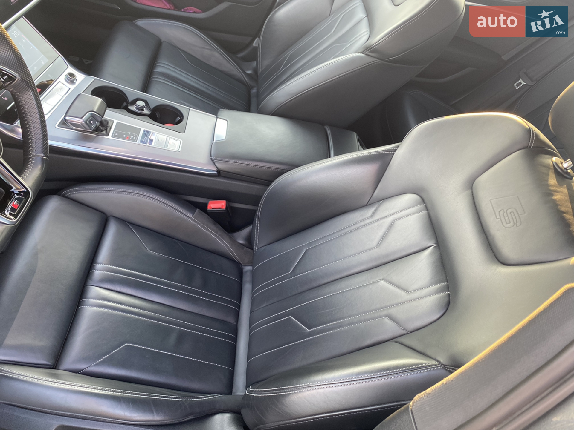Audi A6 2018 VIN WAUZZZF20KN050099 фото оголошення 40 з 54