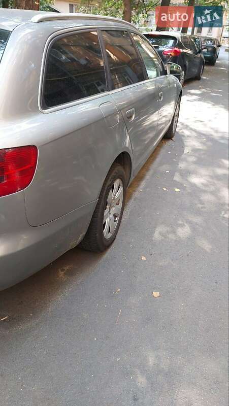 Универсал Audi A6 2005 в Киеве