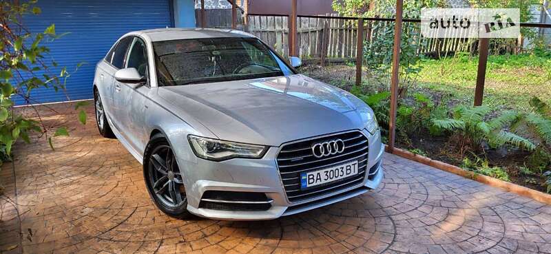 Седан Audi A6 2016 в 