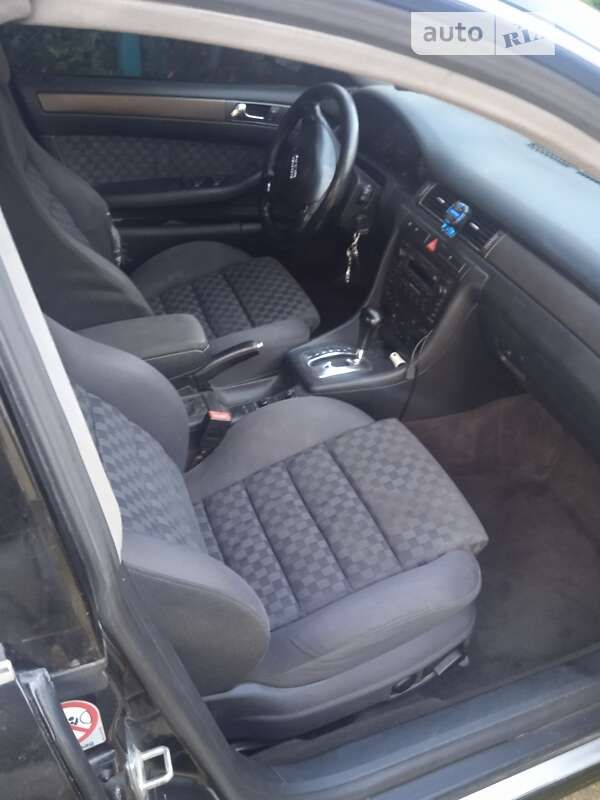 Седан Audi A6 2000 в Яворові