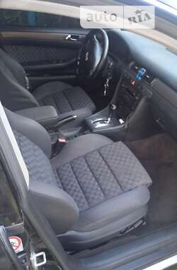 Седан Audi A6 2000 в 