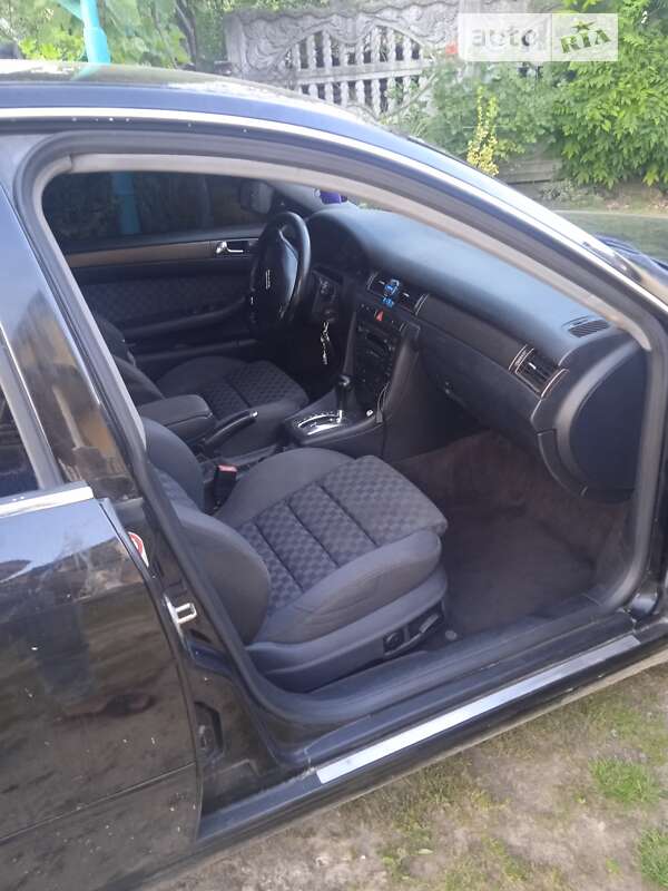 Седан Audi A6 2000 в Яворові