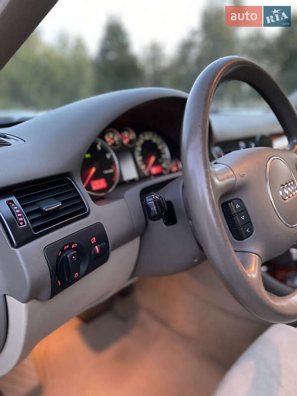 Универсал Audi A6 2003 в Вараше