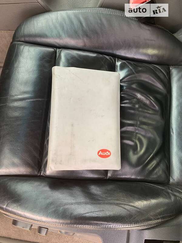 Седан Audi A6 1995 в Полтаве