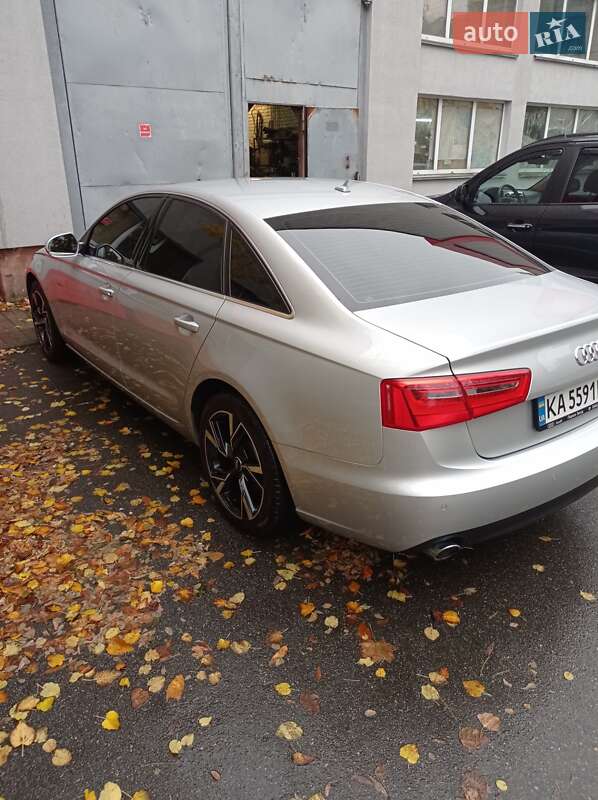 Седан Audi A6 2014 в Киеве