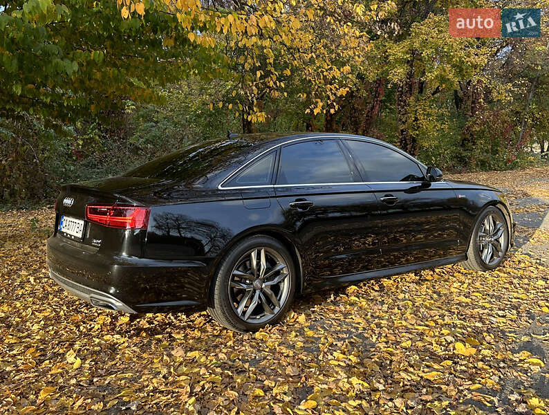 Седан Audi A6 2015 в Киеве