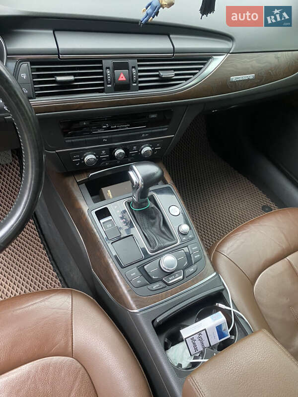 Седан Audi A6 2012 в Харькове