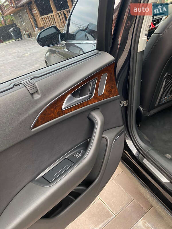 Седан Audi A6 2014 в Рахове