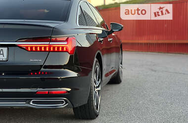 Седан Audi A6 2022 в 