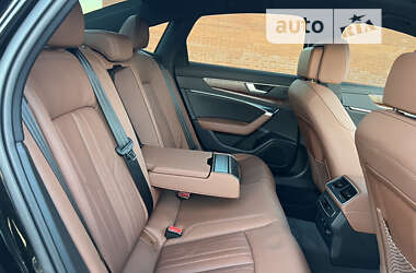 Седан Audi A6 2022 в 