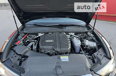 Седан Audi A6 2022 в 