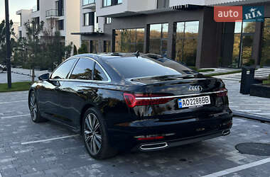 Седан Audi A6 2018 в 