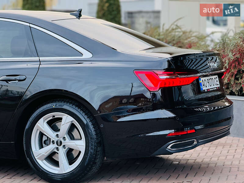 Седан Audi A6 2021 в Мукачевому