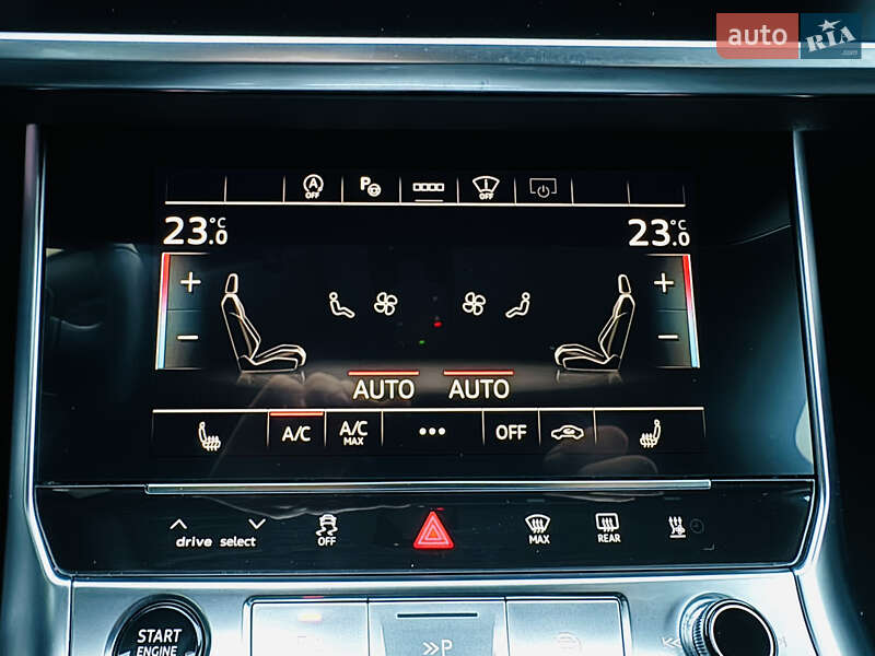 Седан Audi A6 2021 в Мукачевому
