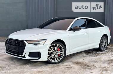 Седан Audi A6 2019 в 