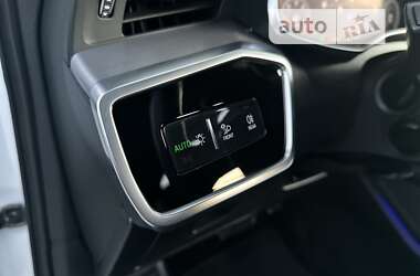 Седан Audi A6 2019 в 