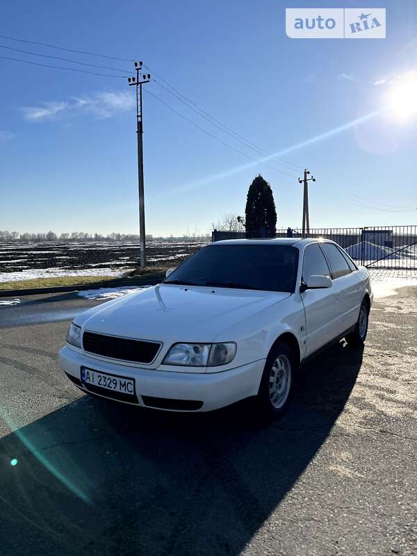 Седан Audi A6 1996 в Яготині