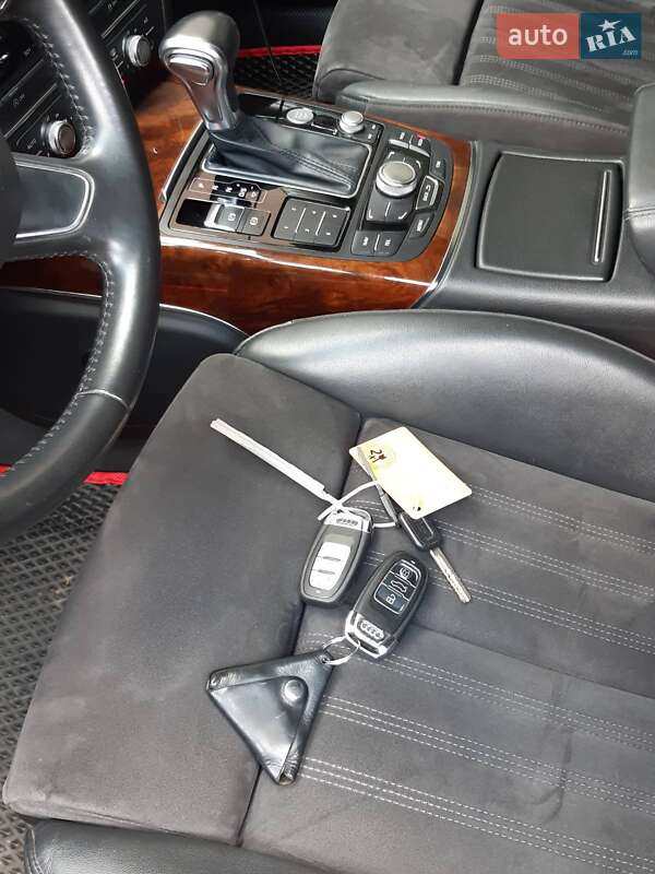 Седан Audi A6 2014 в Ужгороде