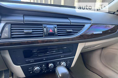 Седан Audi A6 2015 в 