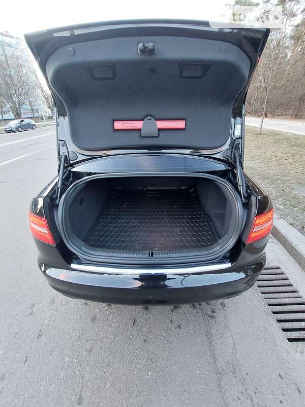 Седан Audi A6 2010 в Києві