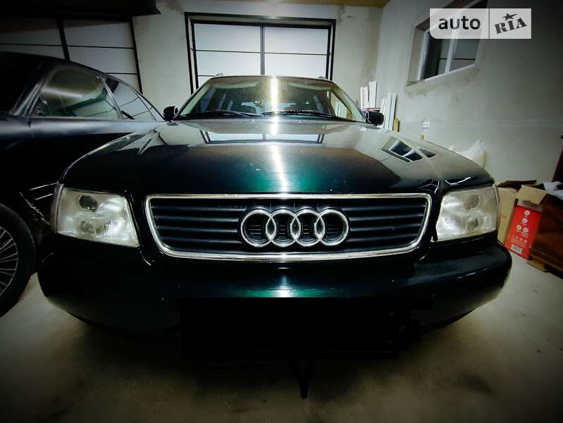 Универсал Audi A6 1995 в Борщеве