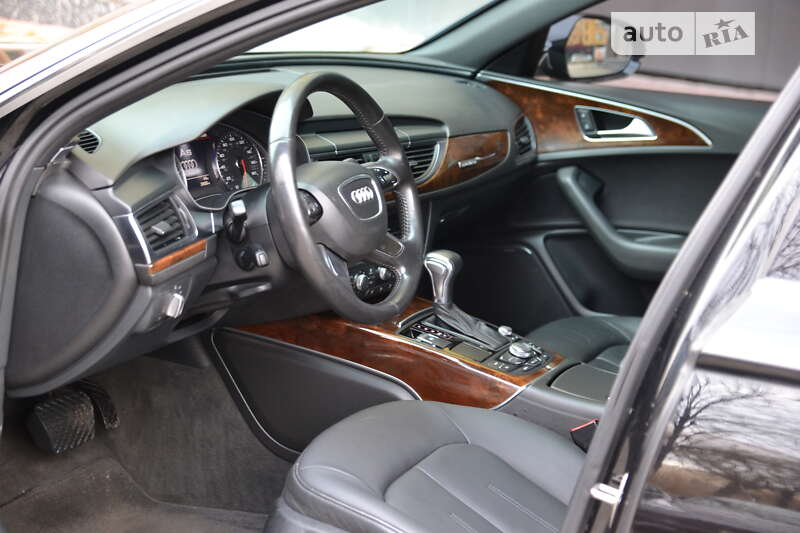 Седан Audi A6 2013 в Луцке