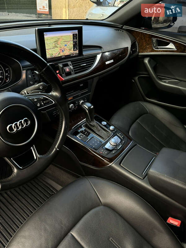 Седан Audi A6 2015 в Чернівцях
