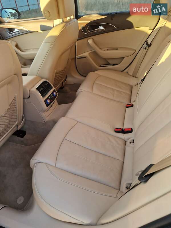 Седан Audi A6 2014 в Киеве