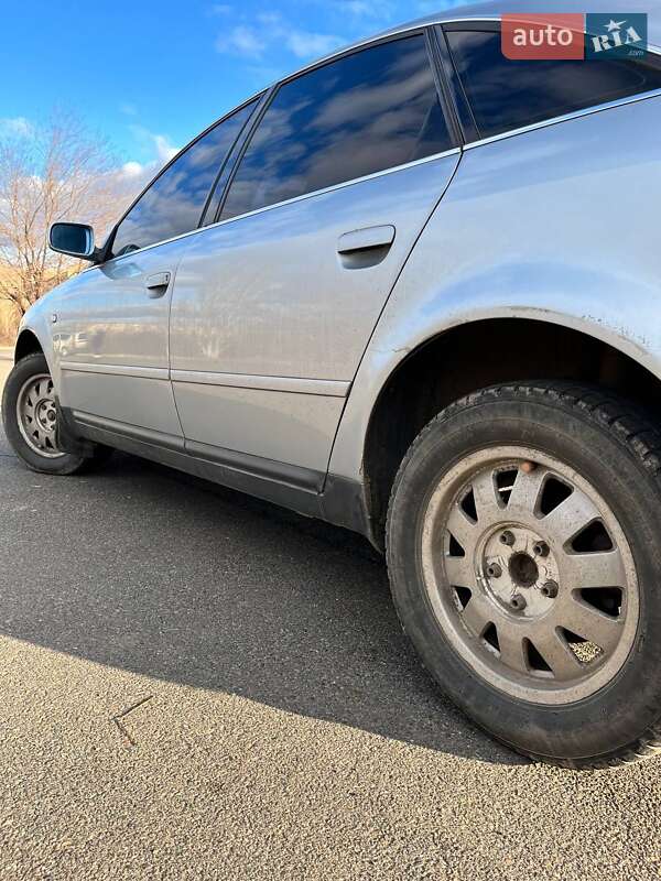 Седан Audi A6 1998 в Кривом Роге