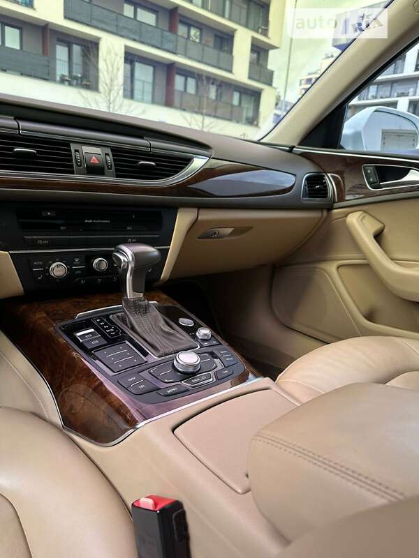 Седан Audi A6 2012 в Ужгороді