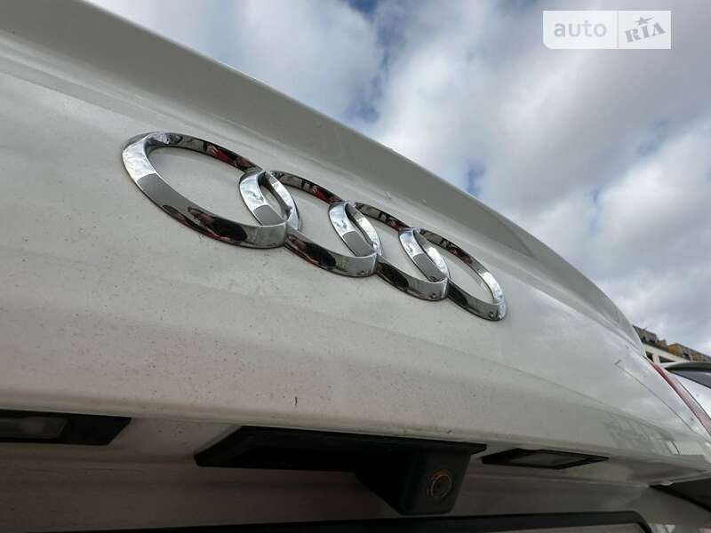 Седан Audi A6 2012 в Ужгороді