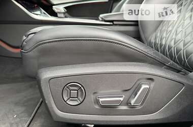 Седан Audi A6 2019 в 