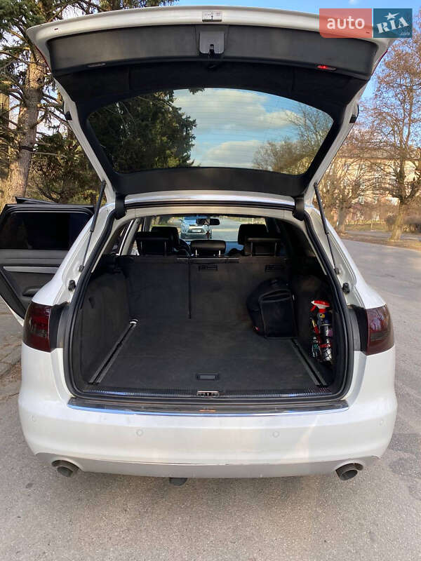 Универсал Audi A6 2010 в Светловодске