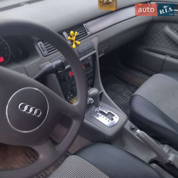 Універсал Audi A6 2003 в Ужгороді