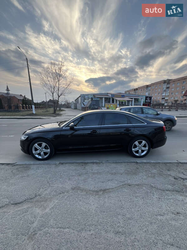 Седан Audi A6 2014 в Ровно