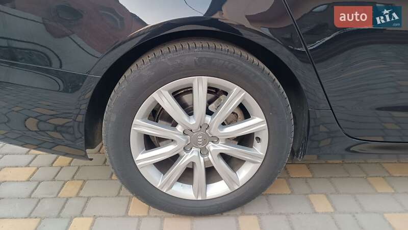 Седан Audi A6 2012 в Виннице