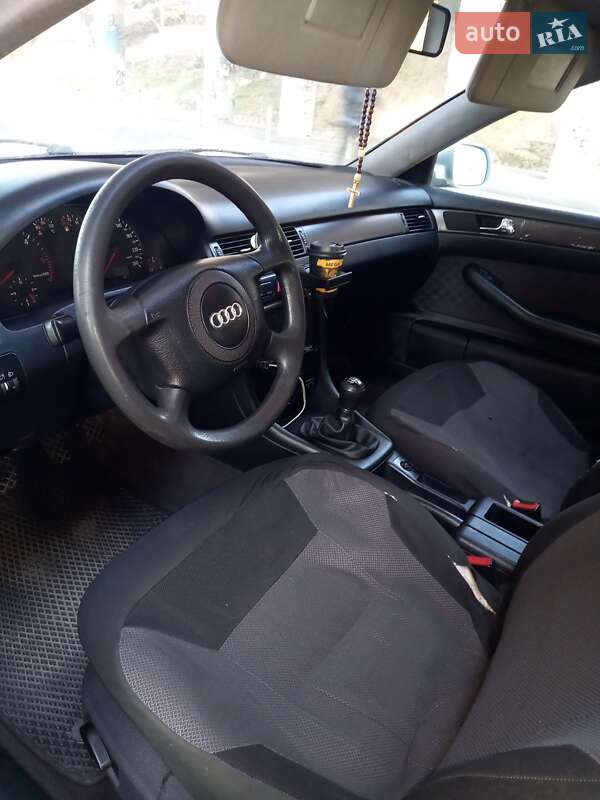Универсал Audi A6 1998 в Одессе