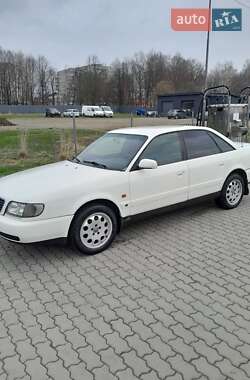 Седан Audi A6 1995 в Стебнику