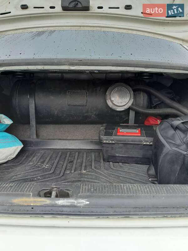 Седан Audi A6 1995 в Стебнику