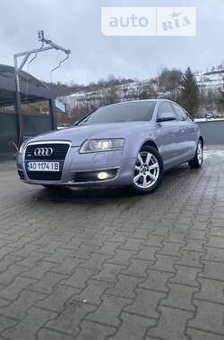 Седан Audi A6 2004 в Воловцю