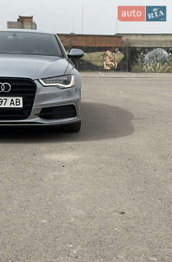 Седан Audi A6 2013 в 