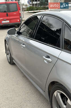 Седан Audi A6 2013 в 
